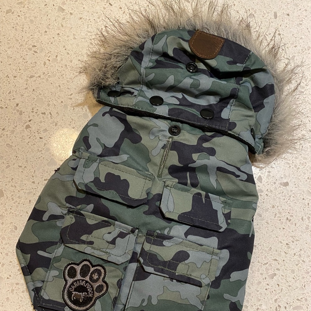 CANADA POOCH - size 8 camo puppy jacket